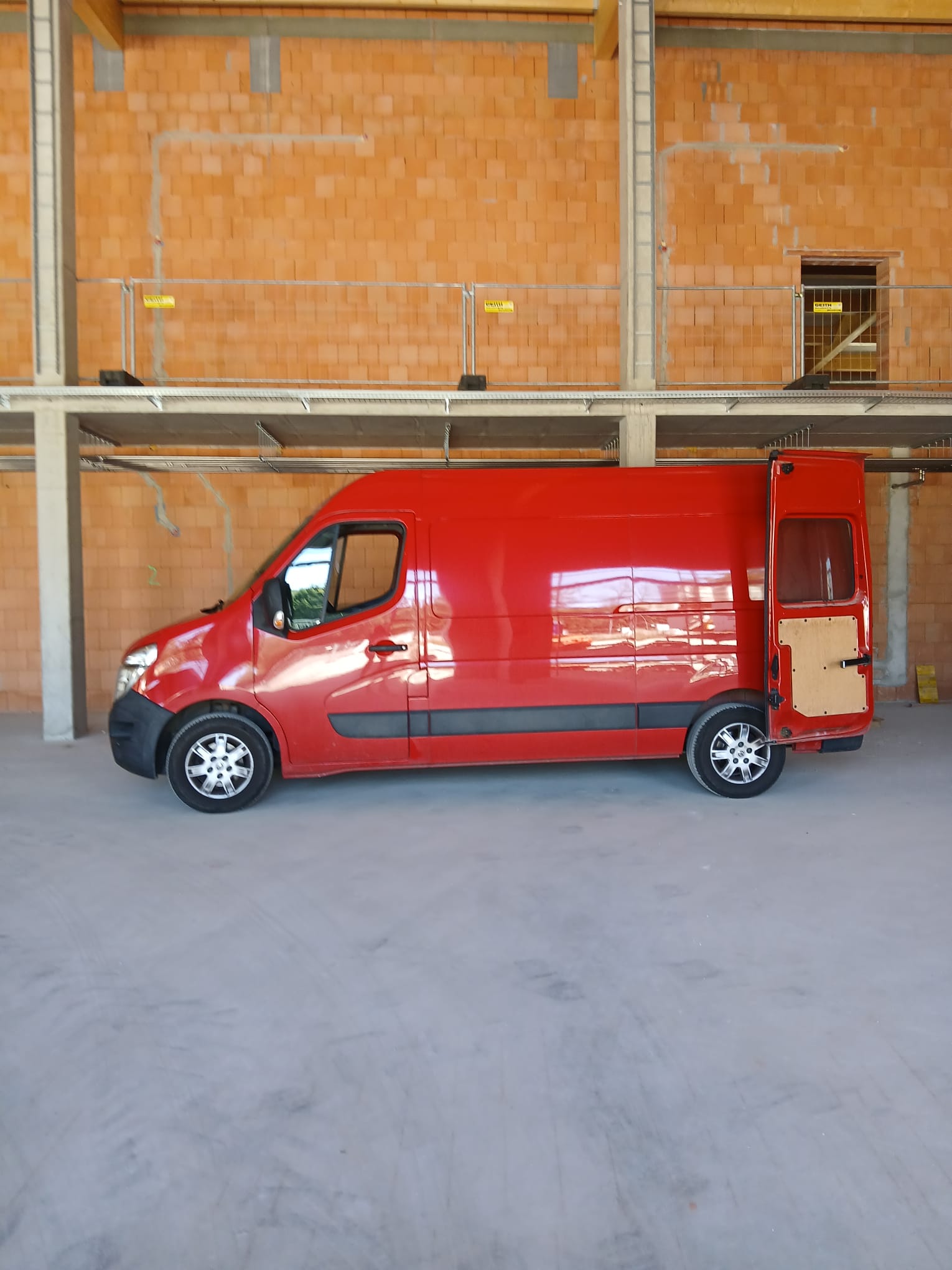 Roter Transporter